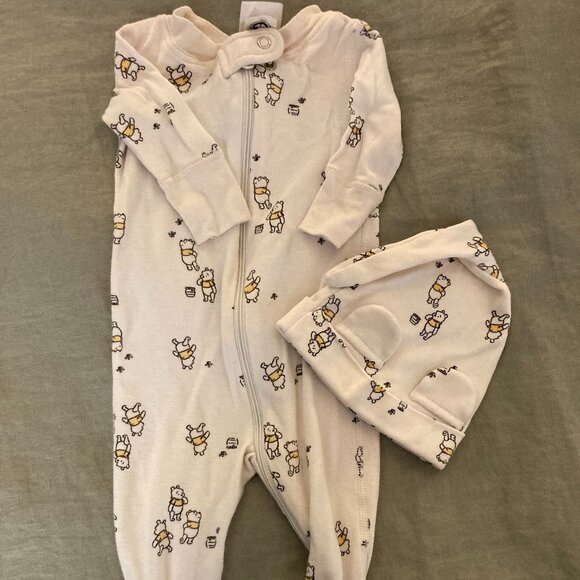 Hanna Andersson Winnie The Pooh 0-3M (3M) Footie Pajamas Sleep & Play - Picture 1 of 1